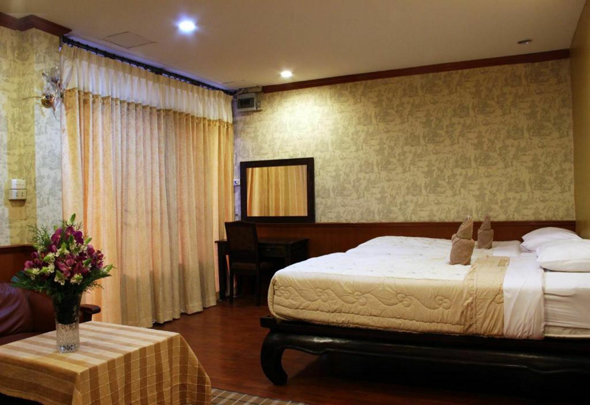 S.K. House 1 Hotel Chiang Mai Exterior photo